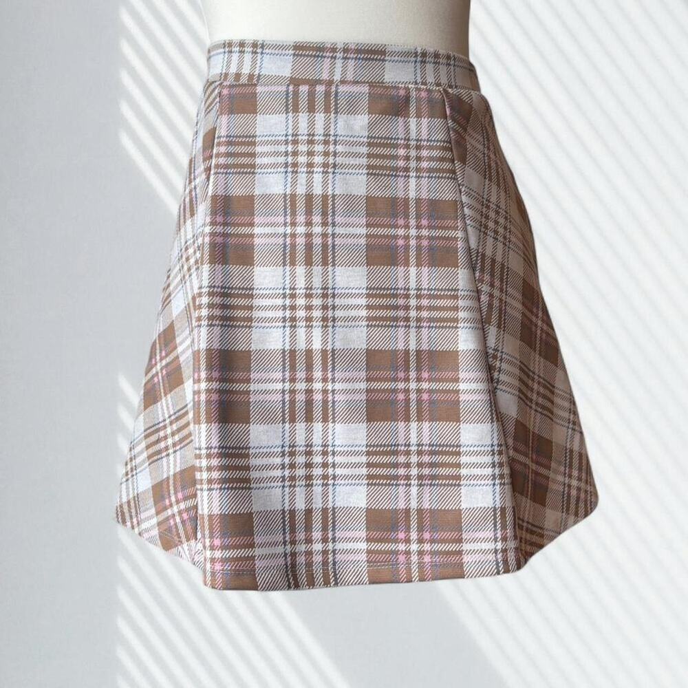 Y2k inspired brown cream plaid skirt